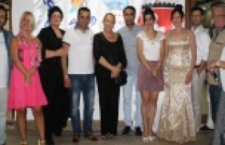 RUS SANATÇIDAN ALANYA BESTESİ