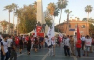 'TÜRK KÜRT KARDEŞTİR, PKK KALLEŞTİR'