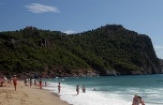 BODRUM’DA SEL, ALANYA'DA DENİZ KEYFİ