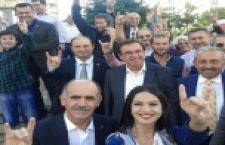 CAFER HOCA AŞURE DAĞITTI