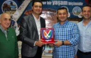 FEDERASYON BAŞKANI YÜCEL'LE BULUŞTU