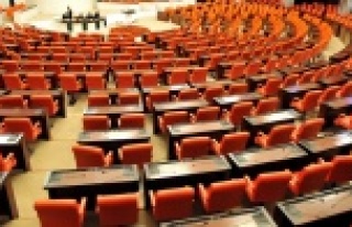 İŞTE MECLİSTEKİ 550 MİLLETVEKİLİ