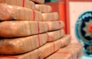 RESTORANDAN UYUŞTURUCU ÇIKTI