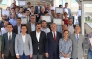 VEKİLLER MAZBATALARINI ALDI