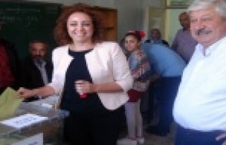 YEŞiLDAL: EDİLEN KÜFÜRLER YENİLİR YUTULUR CİNSTEN...