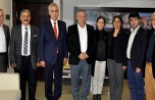 'ALANYA İÇİN BİR MASADA TOPLANABİLMELİYİZ'