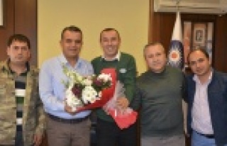 ALANYASPOR TARAFTARLARINDAN TÜREL'E TEŞEKKÜR