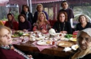 BAYANLARA KAHVALTILI TEŞEKKÜR