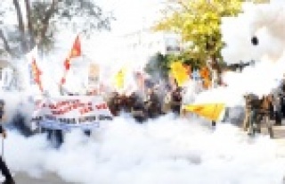 BİBER GAZLI MÜDAHALE!