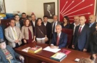 CHP YÖNETİMİ GÖREV DAĞILIMI YAPTI