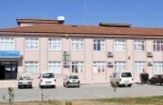 İLKOKULDA KIZLI-ERKEKLİ OTURMA KRİZİ SÜRÜYOR