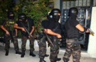 ŞAFAK OPERASYONU: 5 KİŞİ GÖZALTINA ALINDI!