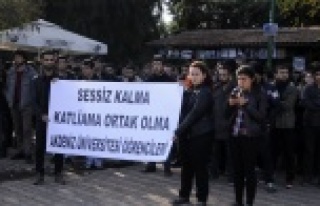 SALON TARTIŞMASI SÜRÜYOR