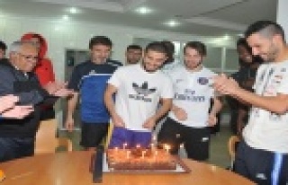 TOLGA'YA DOĞUM GÜNÜ SÜRPRİZİ