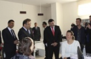 VALİ TÜRKER GÖÇ İDARESİ'Nİ ZİYARET ETTİ