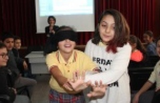 YARDIM TRENİ ÇOCUKLARIN YÜZÜNÜ GÜLDÜRECEK