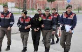 AZILI HIRSIZLAR ARKADAŞLARINA YİYECEK GETİRİNCE...