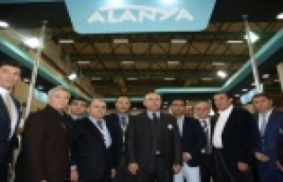 ÇAVUŞOĞLU EMİTT'TE ALANYA STANDINDA