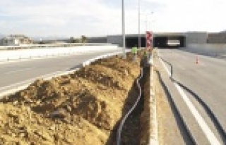 HAVALİMANI YOLUNA SULAMA SİSTEMİ