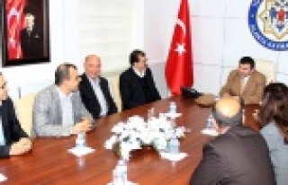 MALATYALILAR DERNEĞİ'NDEN TANRISEVEN'E...