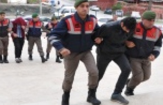 TELEVİZYON HIRSIZLARINI JANDARMA YAKALADI