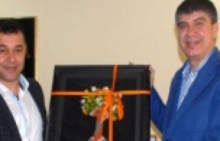 TÜREL'DEN YÜCEL'E ÇAĞRI VAR