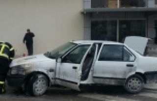 ARAÇTA YANGIN ÇIKTI