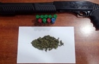 ARAÇTAN POMPALI VE ESRAR ÇIKTI