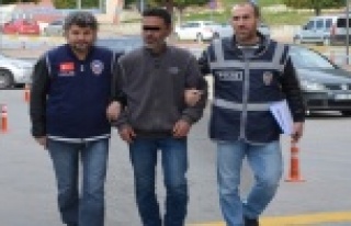 ÇALDIĞI LAPTOP İLE YAKALANDI