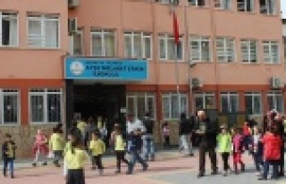 ÖĞRETMEN KRİZİNİ ÖĞRETMENLER ÇÖZDÜ