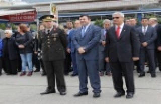 'ÖNDER ÜLKE OLMAK İÇİN VAR GÜCÜMÜZLE...