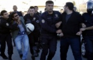 ÜNİVERSİTEDE OLAY: 15 GÖZALTI