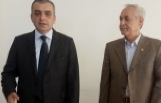 'AKP ÜLKEYİ YÖNETMEKTE GÜÇLÜK ÇEKİYOR'