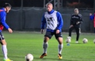 ALANYASPOR HIZ KESMİYOR