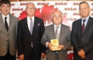 'BERABERLİĞİNİZİ SİYASETÇİLERE BIRAKMAYIN'