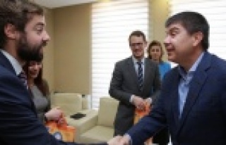 DÜNYANIN BELEDİYE BAŞKANLARI BULUŞUYOR