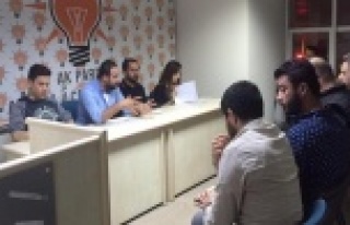 GENÇ AK PARTİLİLER HIZ KESMİYOR