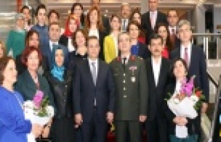 KADINLAR ANLATACAK UZMANLAR DİNLEYECEK