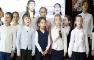 RUS ÇOCUKLARI BARIŞ ÖZLEMLERİNİ RESME DÖKTÜ