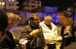 SURİYELİLERİN BIÇAKLI KAVGASI: 2 YARALI