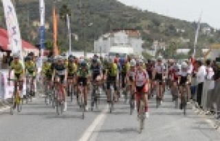 TAY TAY YARIŞLARI İLK KEZ ALANYA'DA YAPILACAK