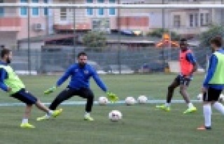 ADANASPOR HAZIRLIKLARI BAŞLADI