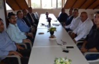 DOĞUDAKİ ASKERLERİMİZE ALANYA'DAN 1 KAMYON...