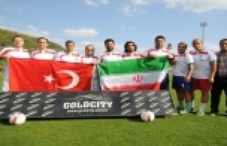 GELENEKSEL FUTBOL TURNUVASI OYNANDI