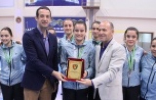 HOKEY ŞAMPİYONLARI BELLİ OLDU