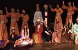 'İL’E YAKIŞIR BİR TİYATROMUZ VAR'