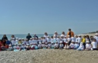 MİNİK ÇÖPÇÜLER İŞ BAŞINDA