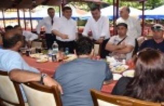 YÜCEL'DEN ARAP TURİSTLERE GÜVENCE