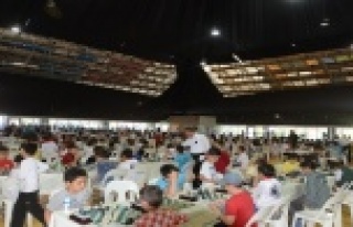 BÜYÜKŞEHİR'DEN SATRANÇ TURNUVASI