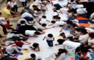 EN RENKLİ ' ANNELER GÜNÜ ' KUTLAMASI